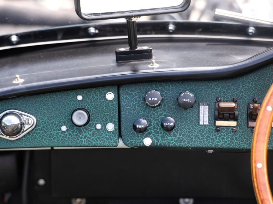 Торпедо Aston Martin DBR1 (001) 1956 года  (фото 27 из 52)